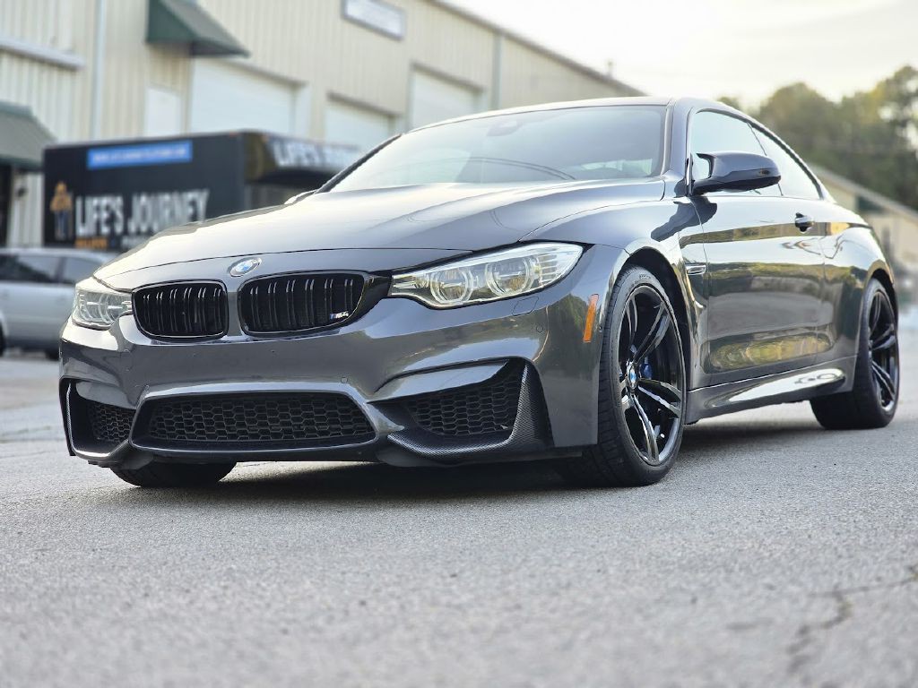 2015 BMW M4 Image 1