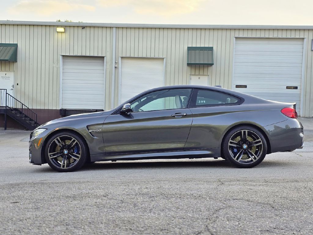 2015 BMW M4 Image 6