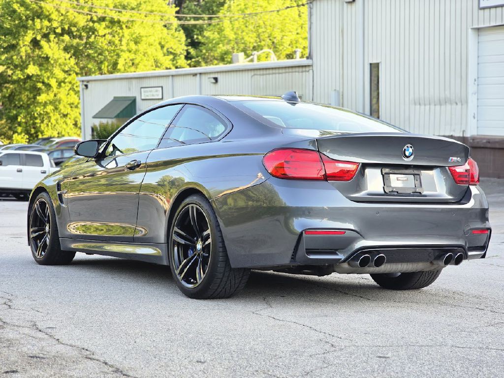 2015 BMW M4 Image 7