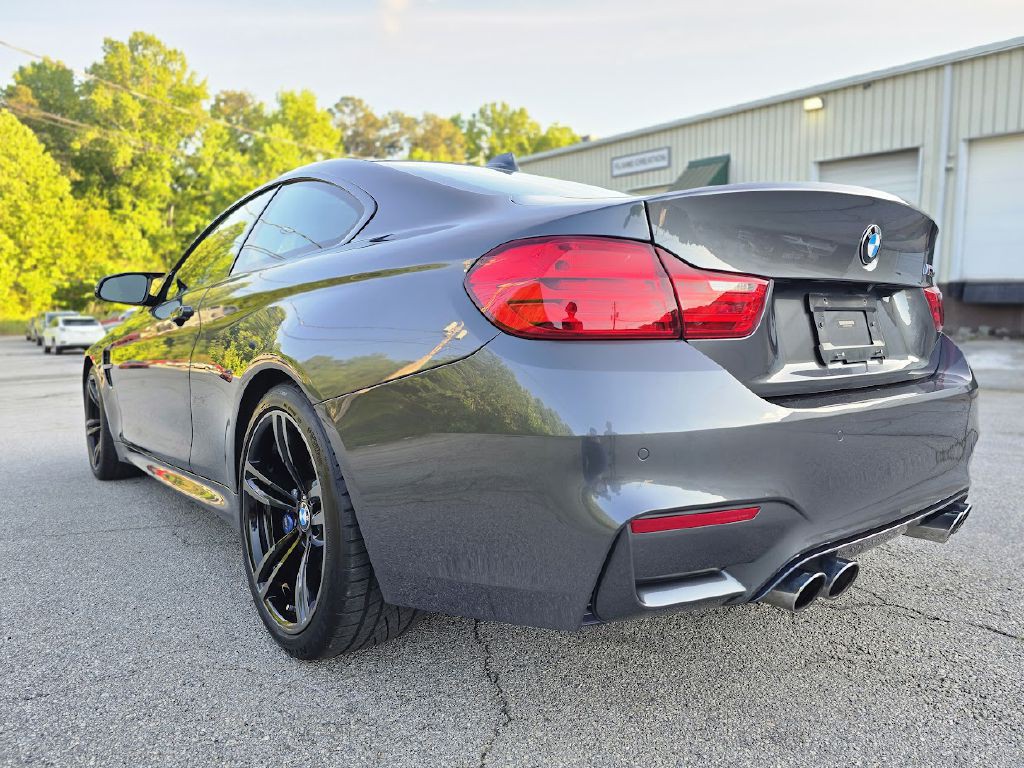 2015 BMW M4 Image 8