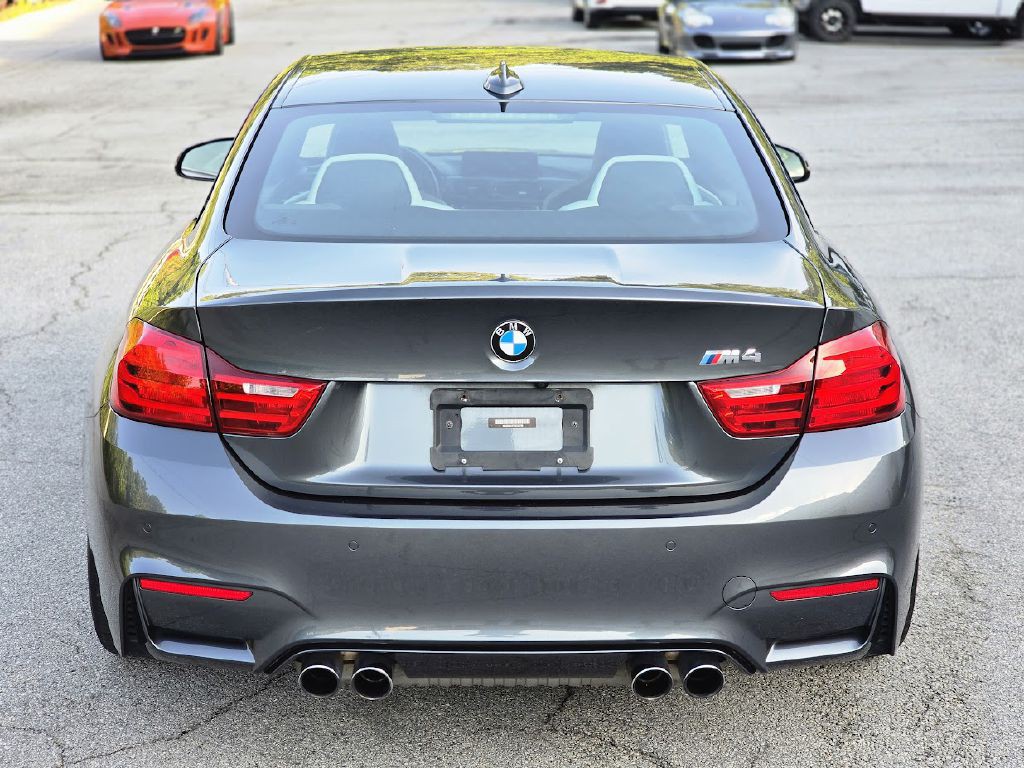 2015 BMW M4 Image 11