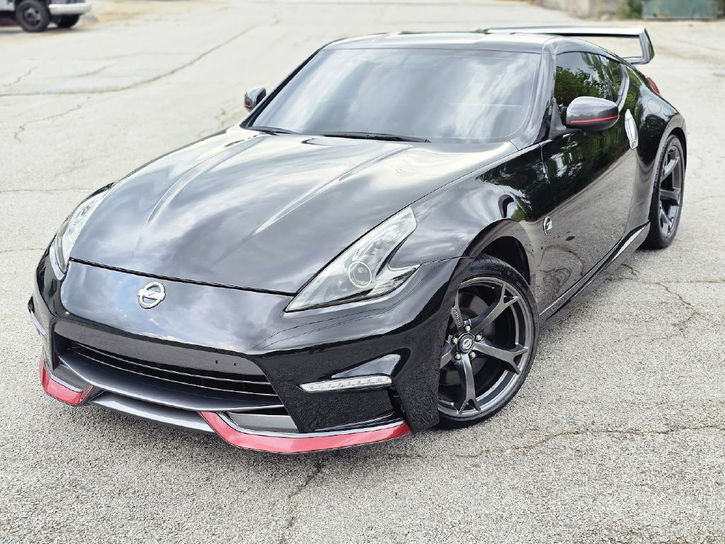 2014 Nissan 370Z Image 3