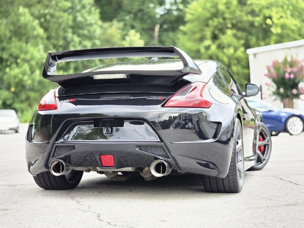 2014 Nissan 370Z Image 4