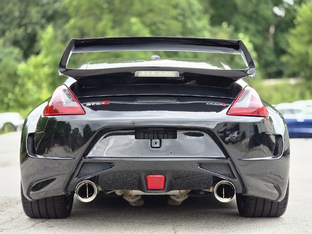2014 Nissan 370Z Image 9