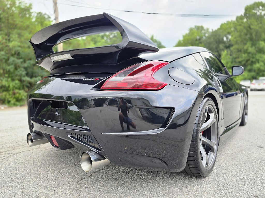 2014 Nissan 370Z Image 12