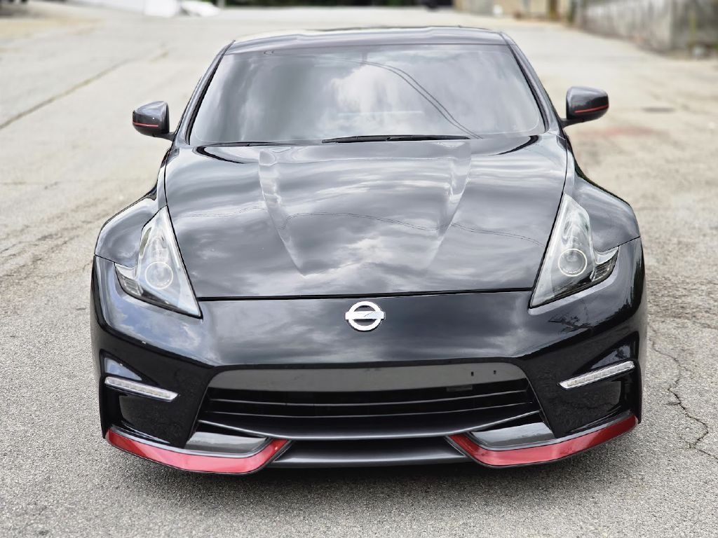 2014 Nissan 370Z Image 18