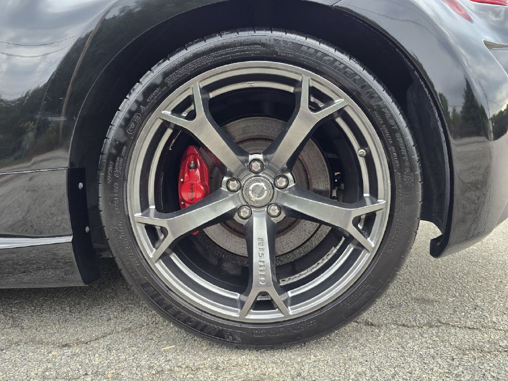 2014 Nissan 370Z Image 21