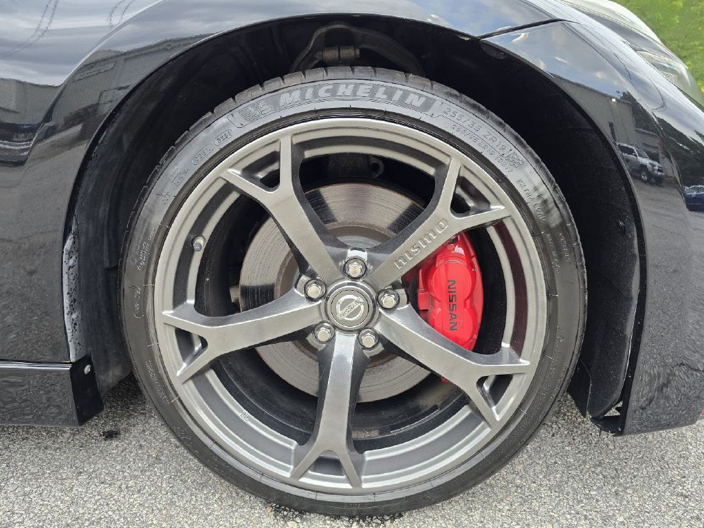 2014 Nissan 370Z Image 24