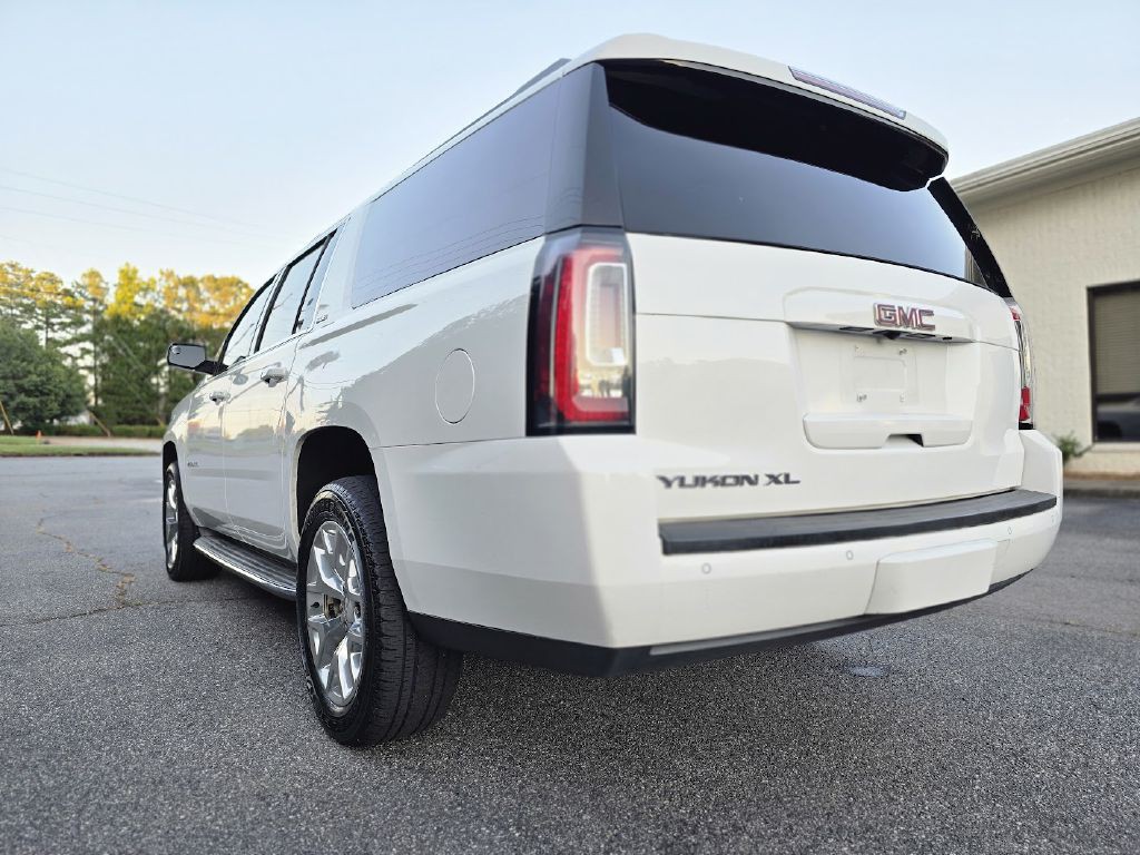 2016 GMC Yukon Image 6