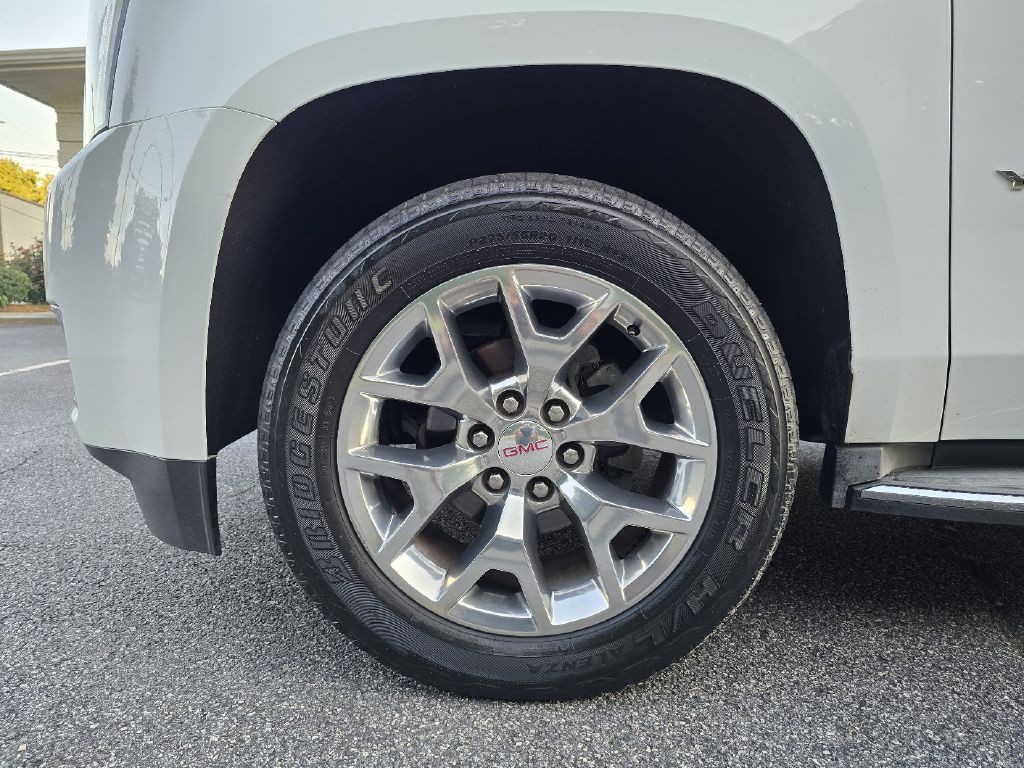 2016 GMC Yukon Image 16