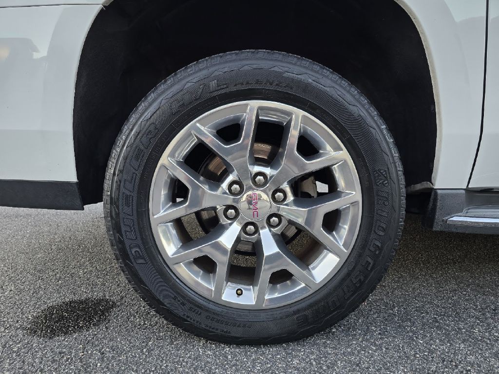 2016 GMC Yukon Image 18