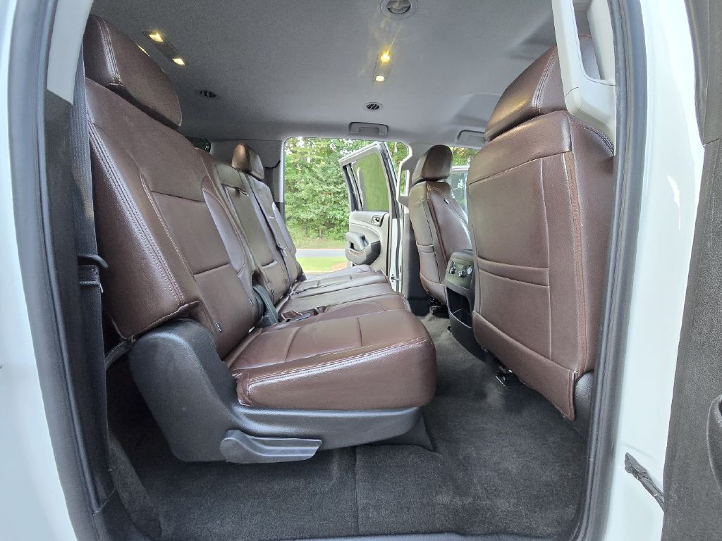 2016 GMC Yukon Image 32