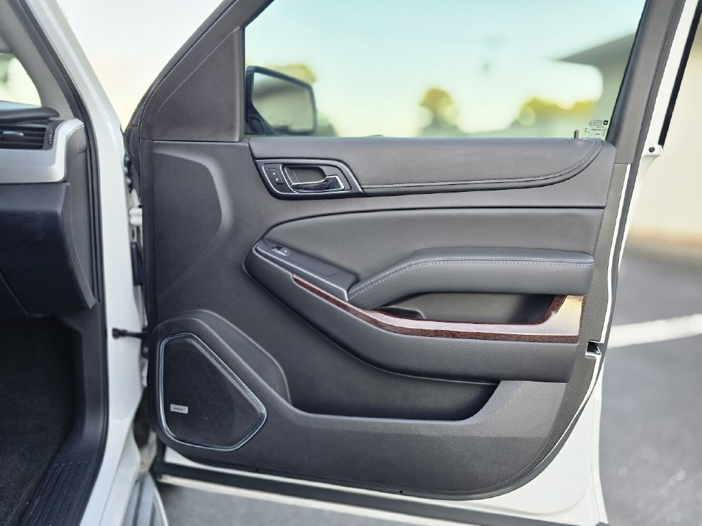 2016 GMC Yukon Image 36