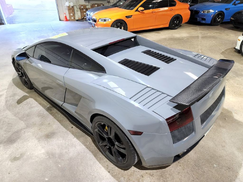 2004 Lamborghini Gallardo Image 16