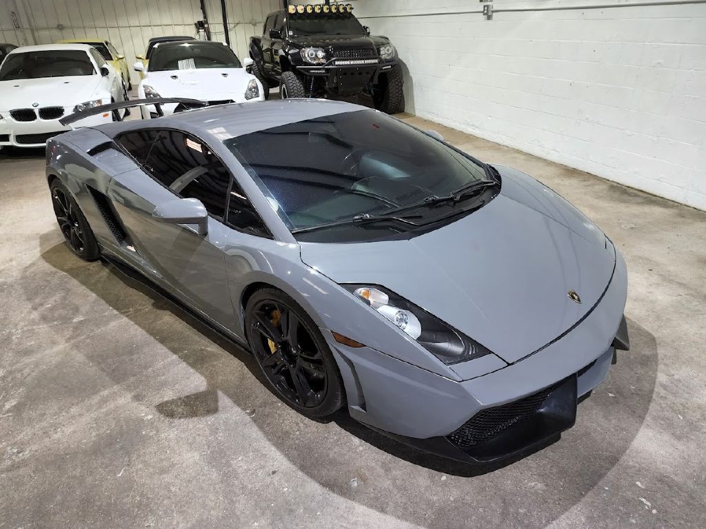 2004 Lamborghini Gallardo Image 17