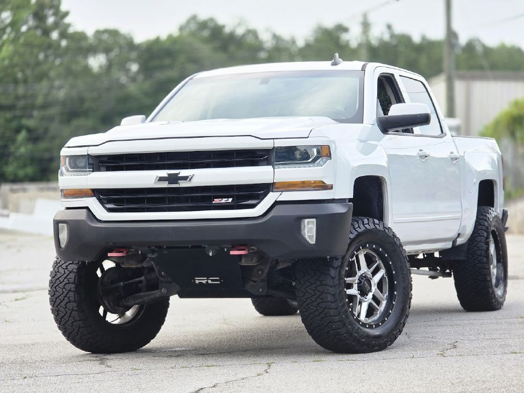 2018 Chevrolet Silverado 1500 Image 1