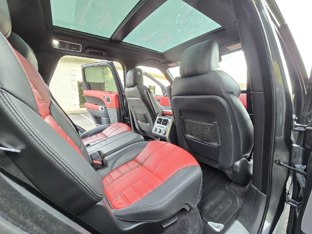 2017 Land Rover Range Rover Sport Image 30