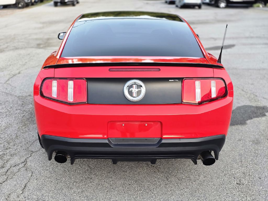 2012 Ford Mustang Image 8