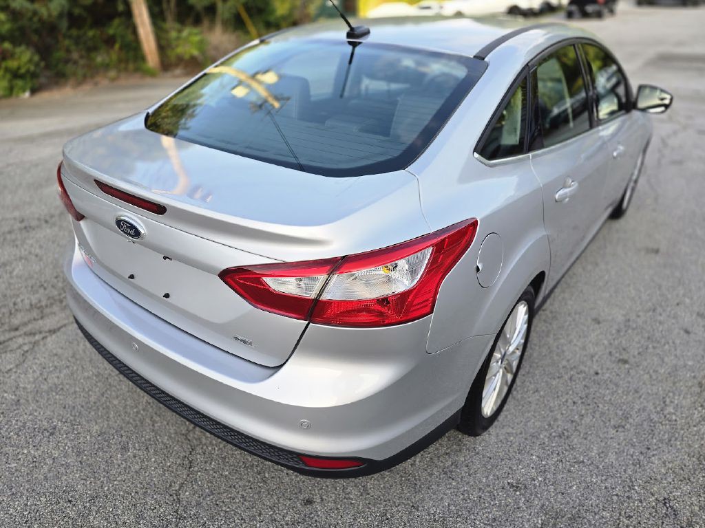 2012 Ford Focus Image 9