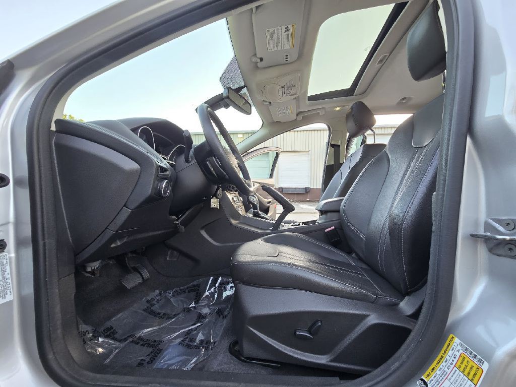 2012 Ford Focus Image 19