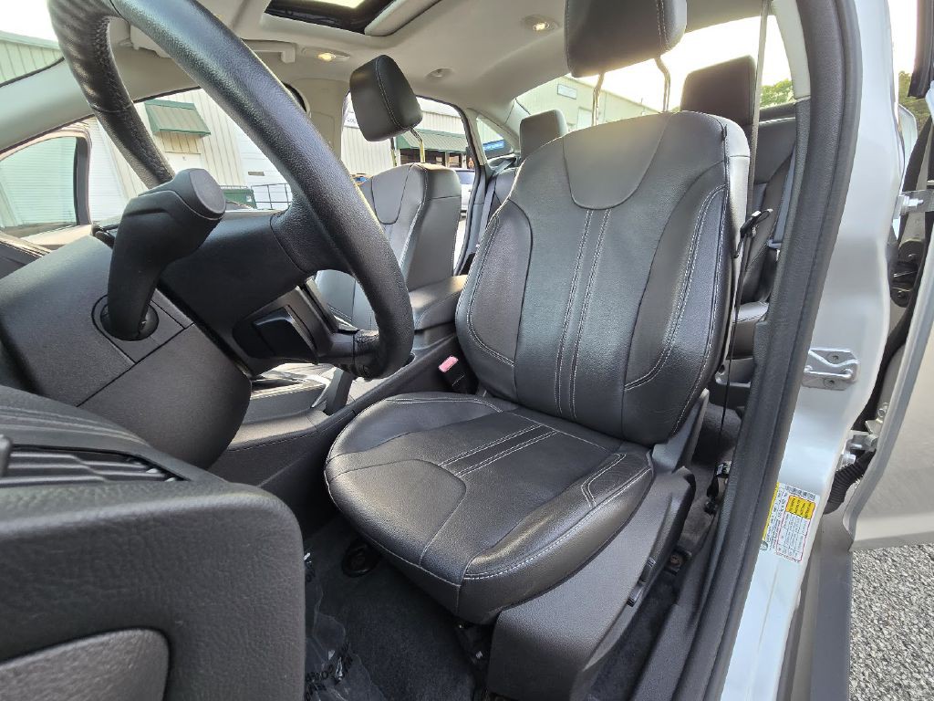 2012 Ford Focus Image 20