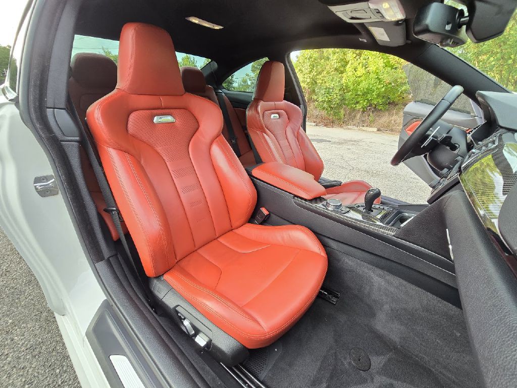 2016 BMW M4 Image 2