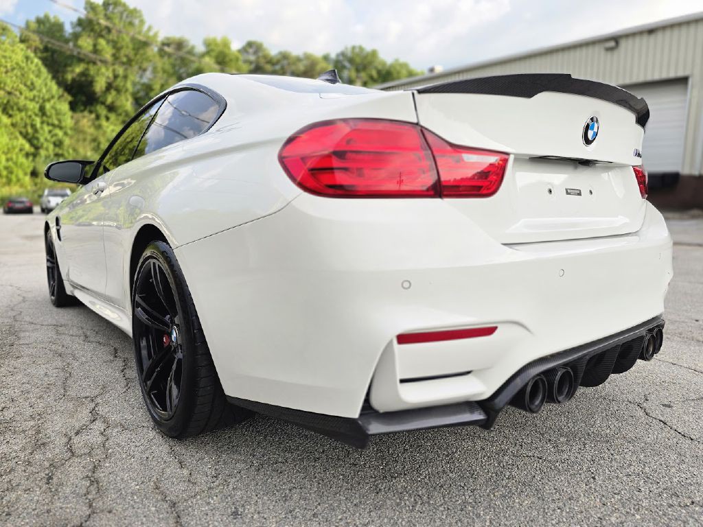 2016 BMW M4 Image 9