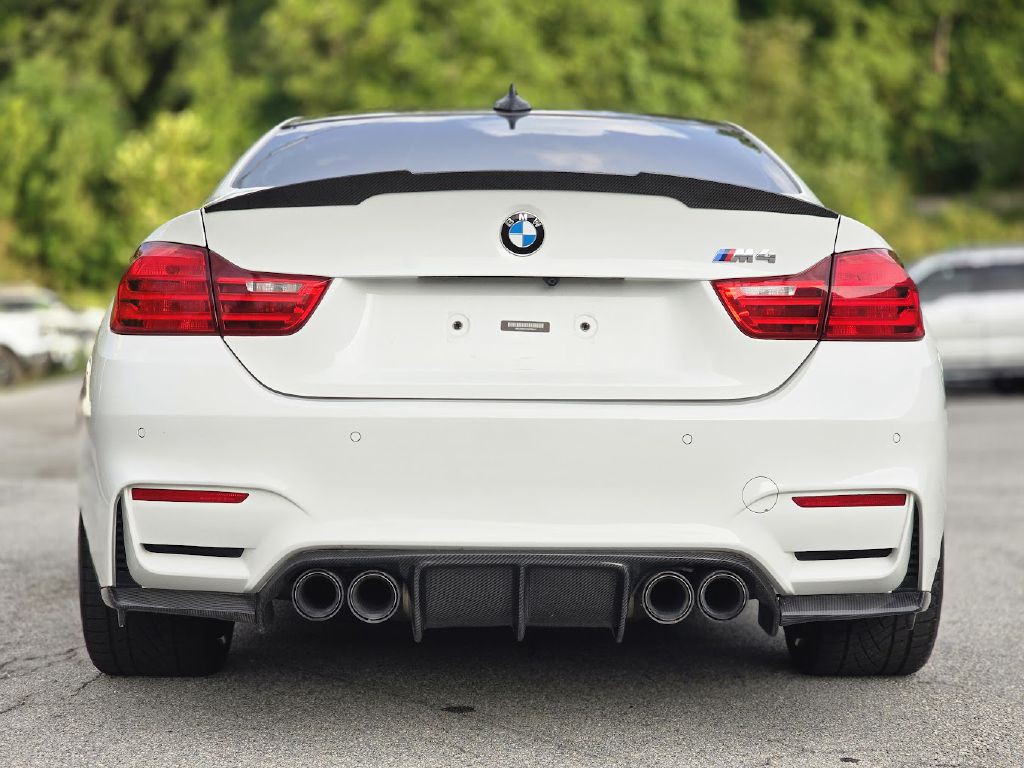 2016 BMW M4 Image 11