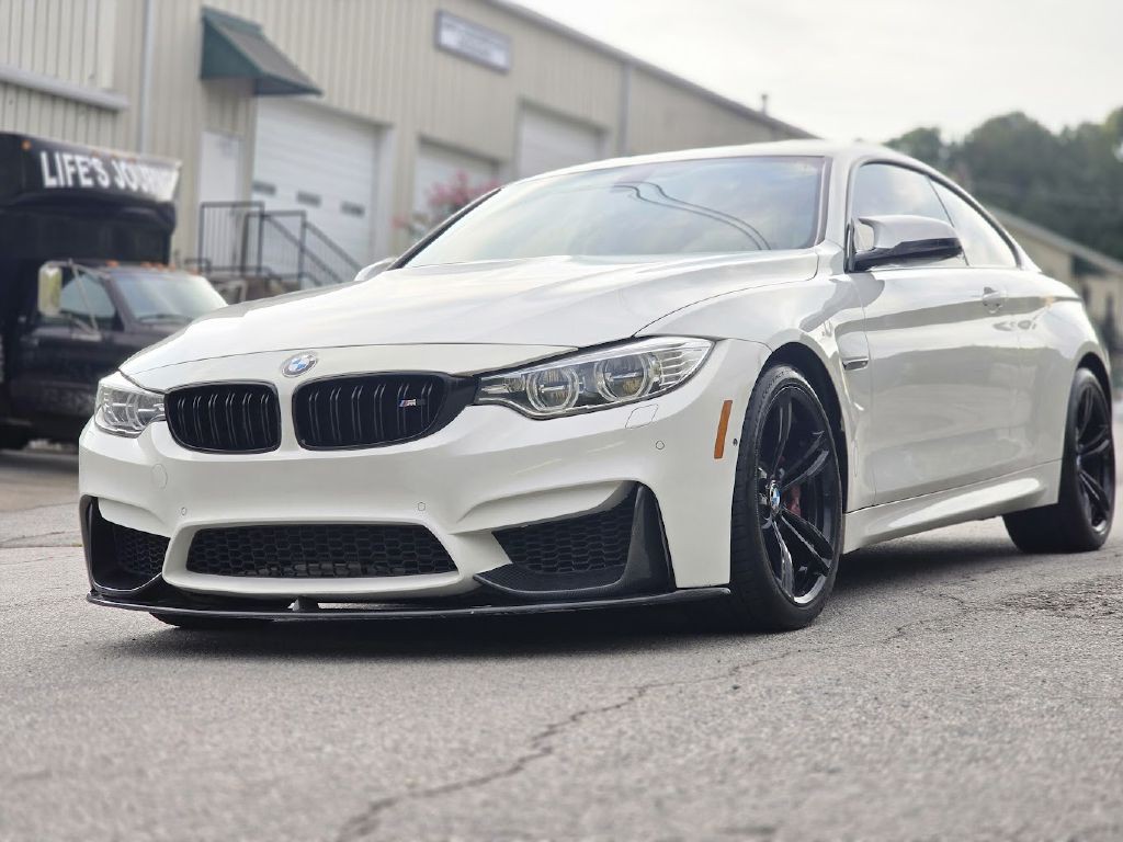2016 BMW M4 Image 17