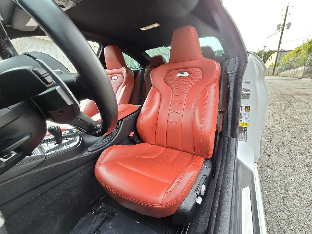2016 BMW M4 Image 27