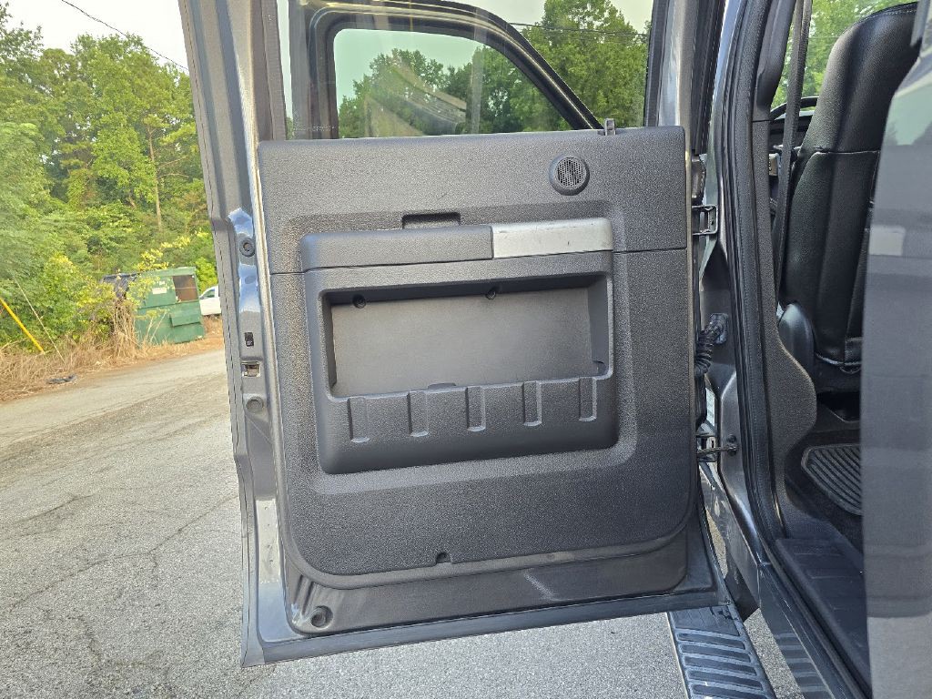 2013 Ford F-250 Image 28