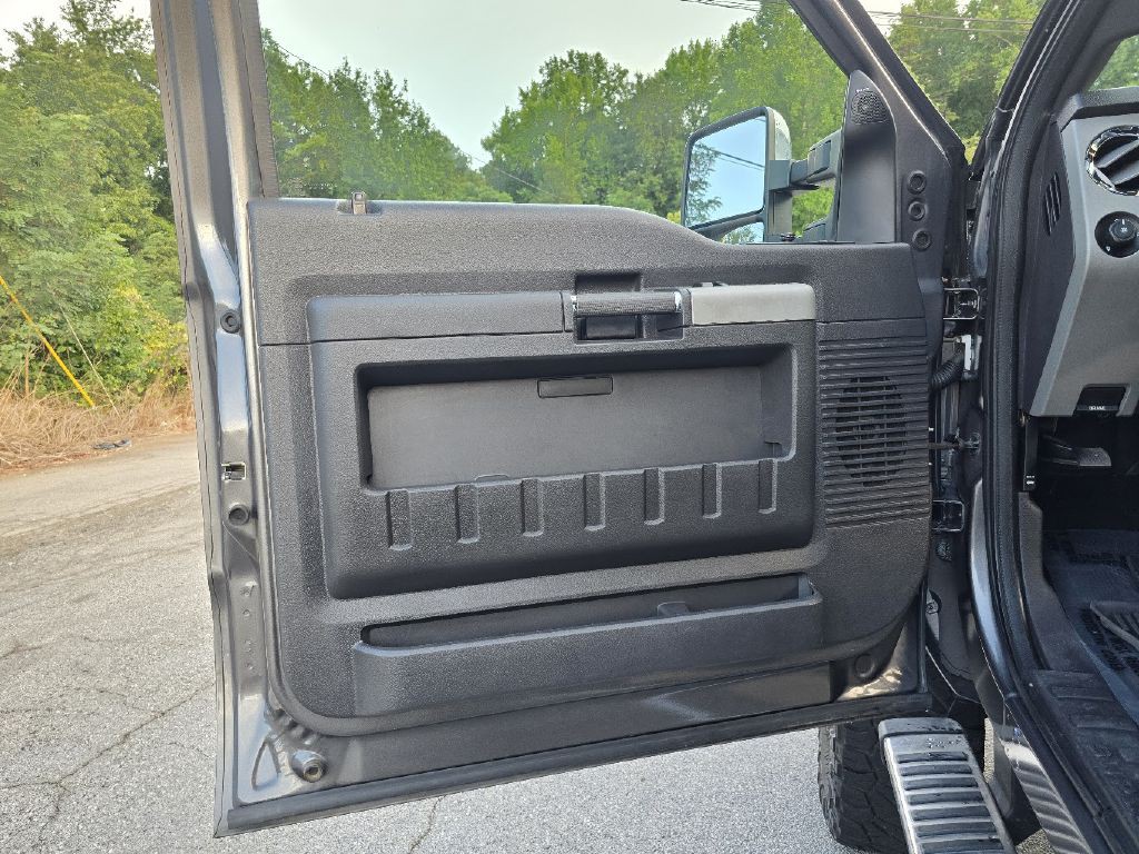 2013 Ford F-250 Image 29