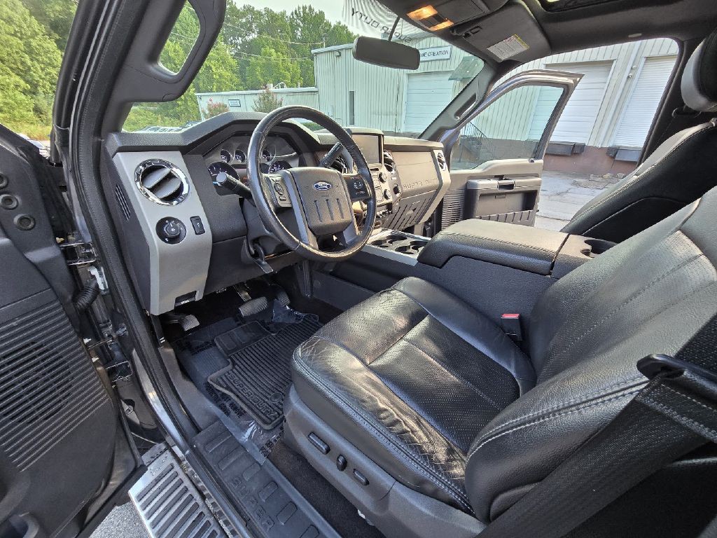2013 Ford F-250 Image 30
