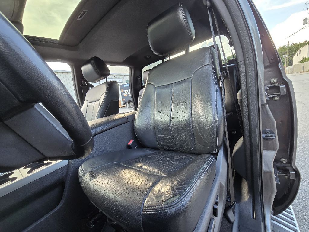 2013 Ford F-250 Image 32