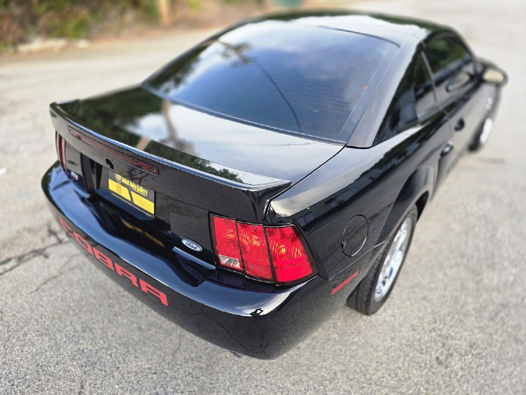 2003 Ford Mustang Image 13