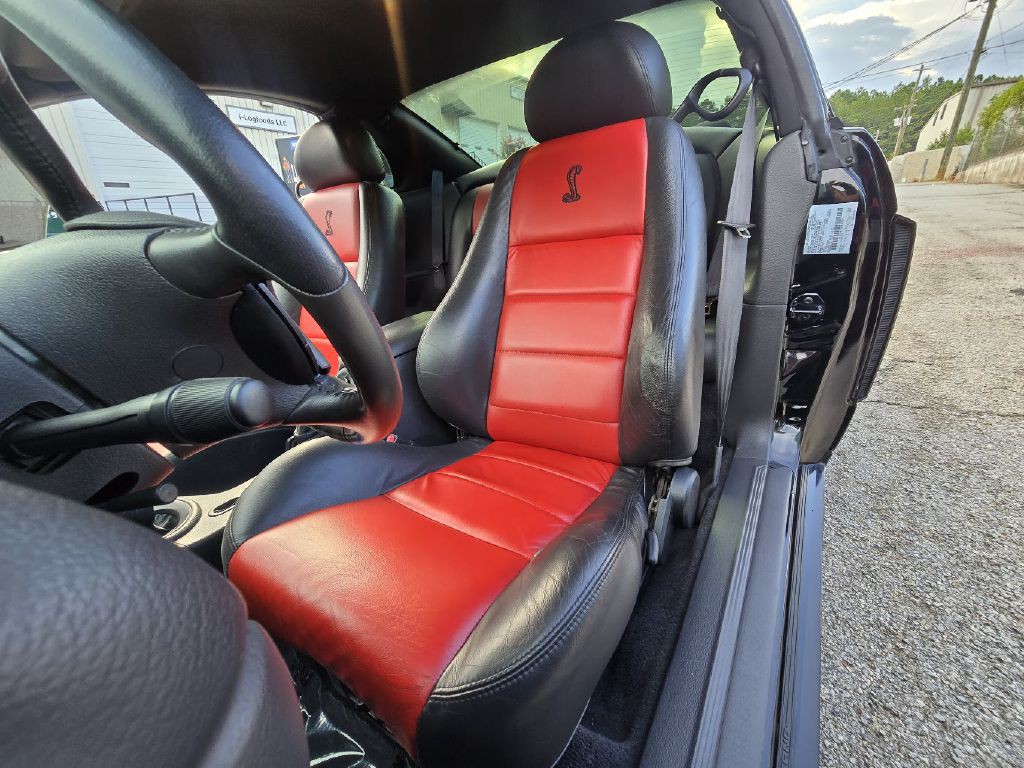 2003 Ford Mustang Image 32
