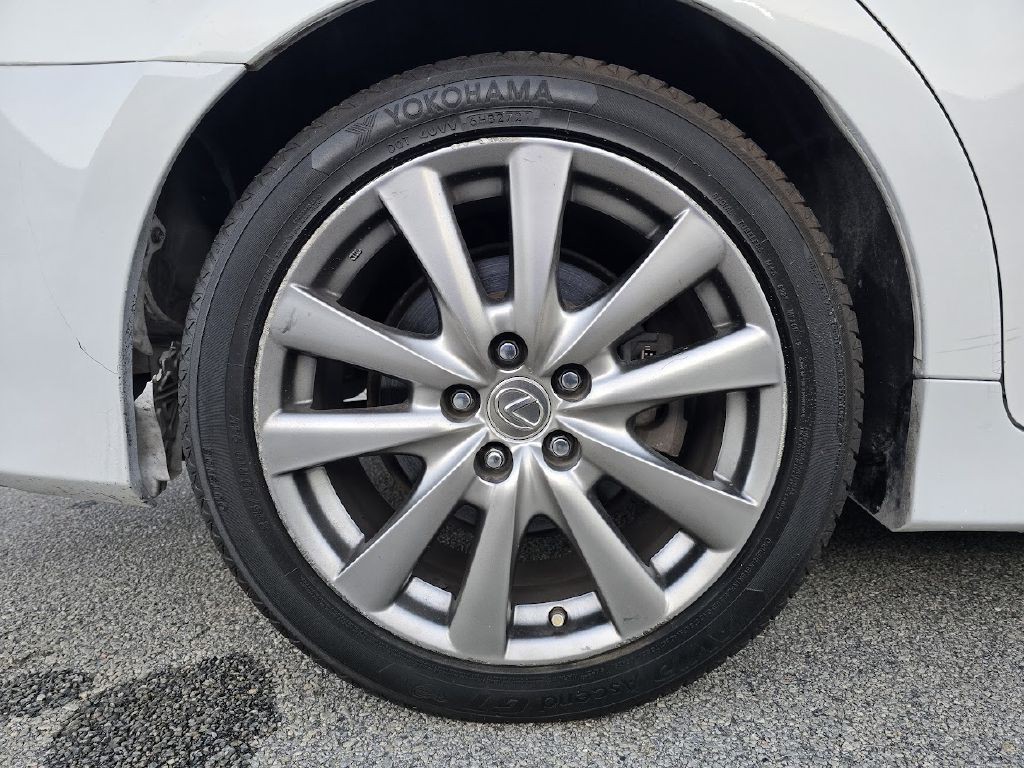2013 Lexus GS Image 21