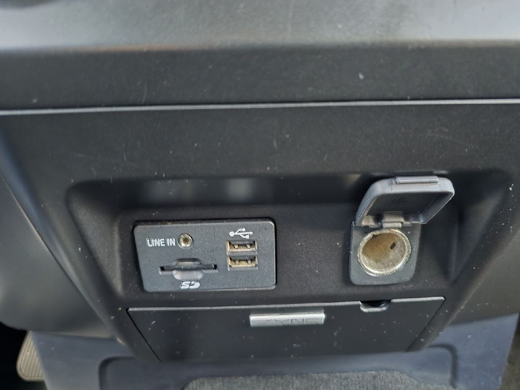 2015 Ford F-150 Image 31