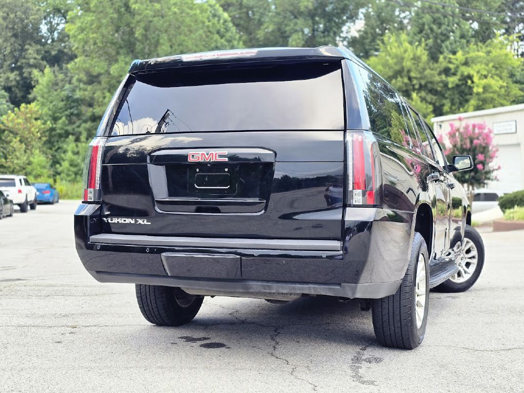 2017 GMC Yukon Image 4