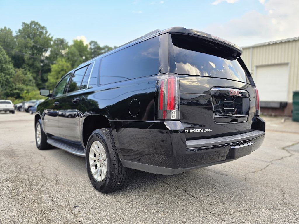 2017 GMC Yukon Image 7