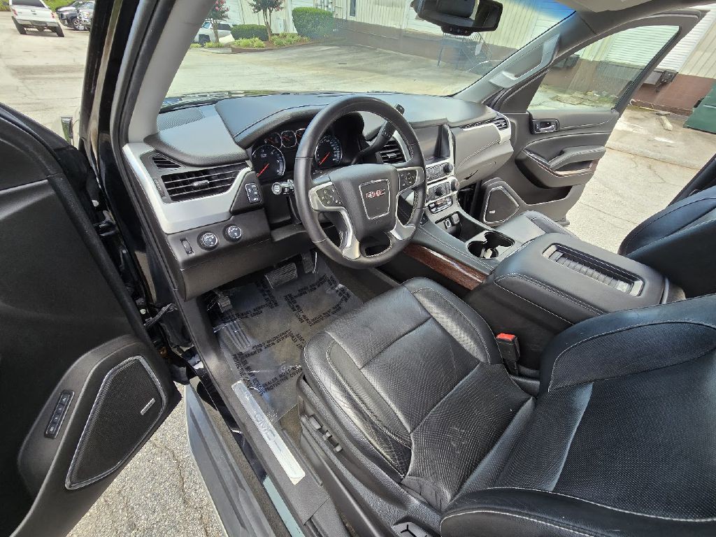 2017 GMC Yukon Image 19