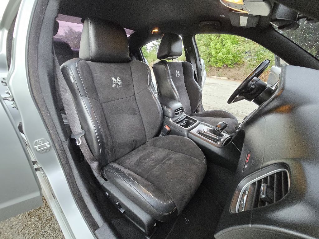 2020 Dodge Charger Image 18