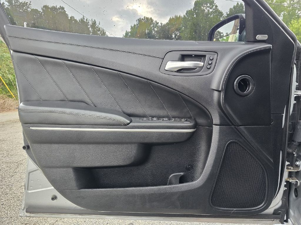 2020 Dodge Charger Image 26