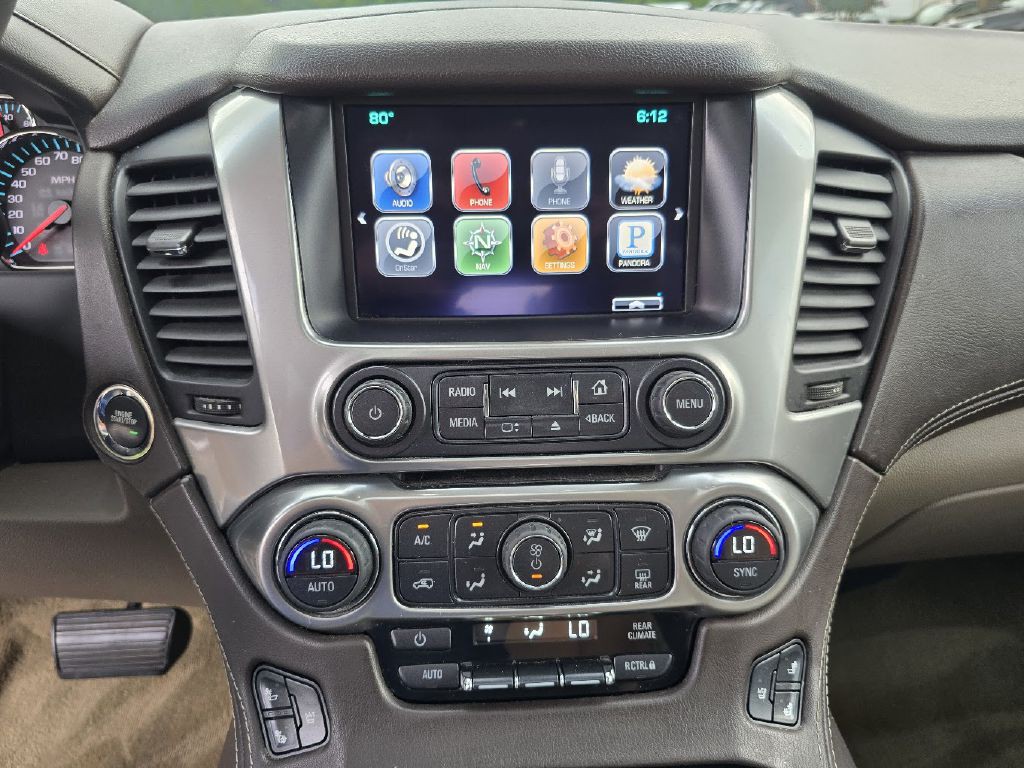2015 Chevrolet Suburban Image 33