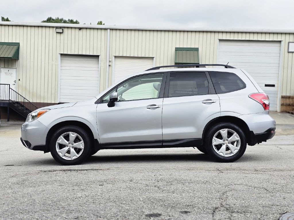 2015 Subaru Forester Image 4