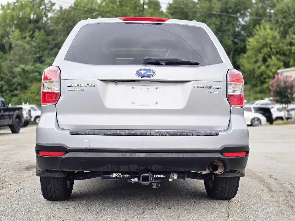 2015 Subaru Forester Image 7