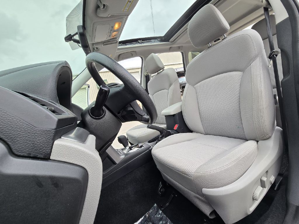2015 Subaru Forester Image 20