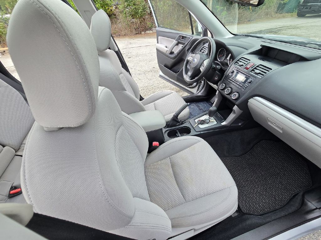 2015 Subaru Forester Image 26