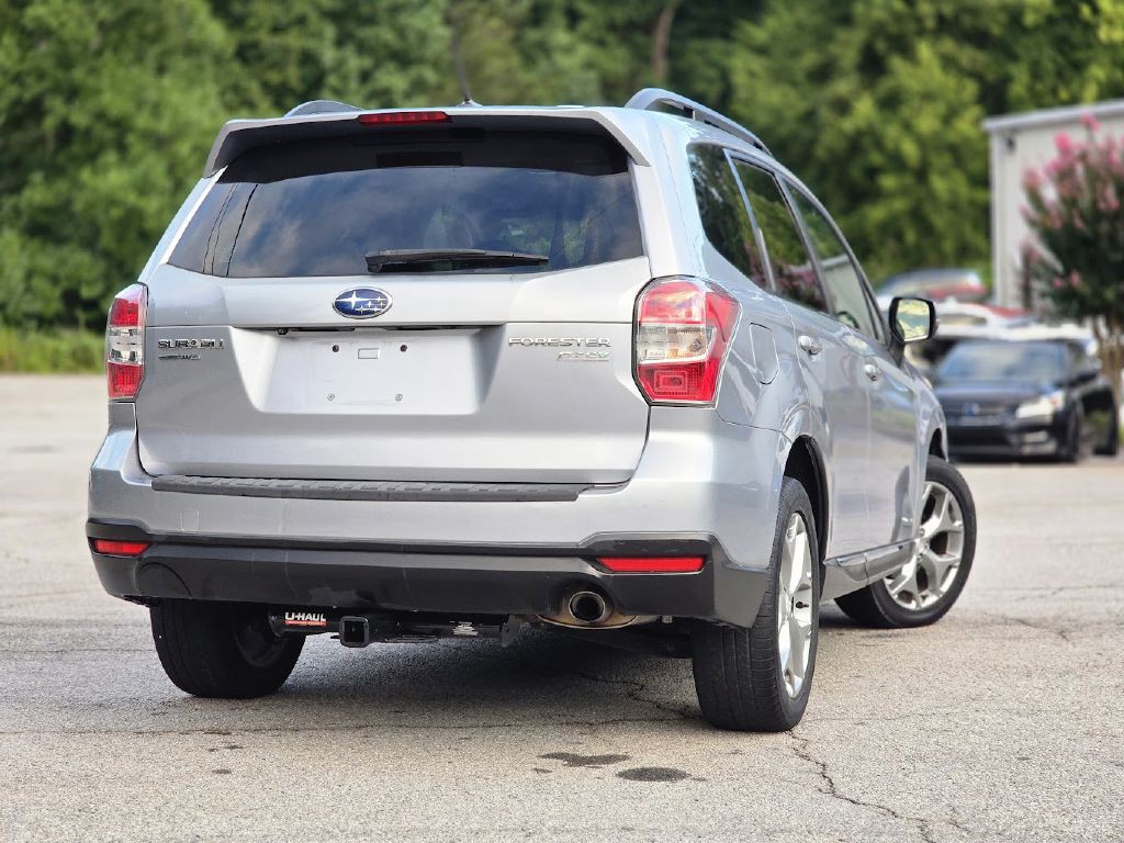 2015 Subaru Forester Image 2