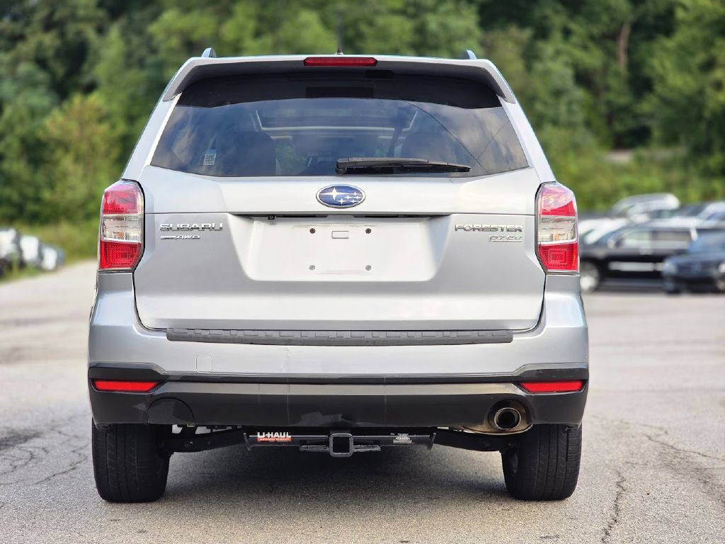 2015 Subaru Forester Image 7
